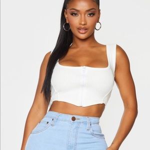 Shape zip crop top